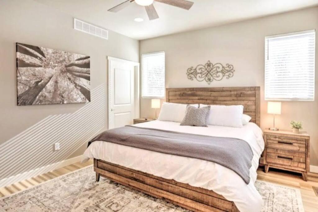 New! Cozy & Modern Spearfish Home Near Downtown! エクステリア 写真