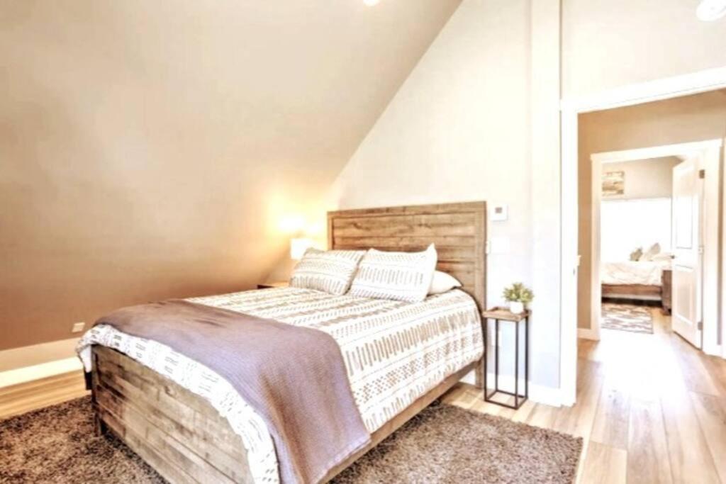 New! Cozy & Modern Spearfish Home Near Downtown! エクステリア 写真